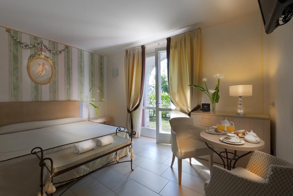 Hotel Bogliaco Gargnano Habitación foto